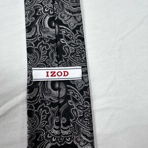 Izod Black and Silver Paisley Tie
